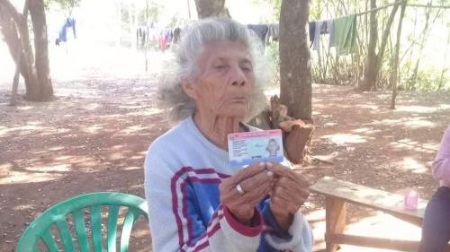 Obtuvo su primera cédula a los 82 años de edad